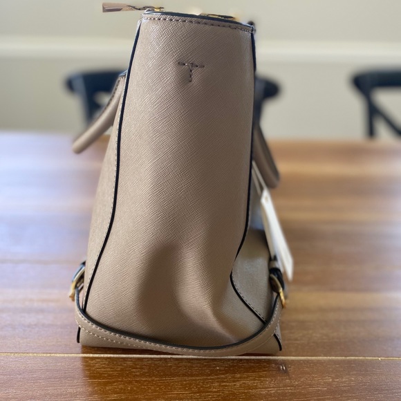 Tory Burch Robinson Multi Tote - NWT - Picture 3 of 9